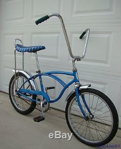 vintage blue schwinn bike