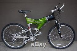 schwinn carbon bike