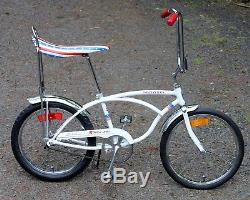 schwinn bike with banana seat