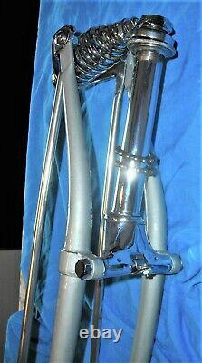 1940' s SCHWINN 26 SPRINGER REFURBISHED, RECHROMED BEAUTIFUL LOOKING