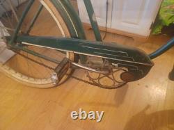 1940s vintage Schwinn Excelsior bicycle