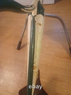 1940s vintage Schwinn Excelsior bicycle