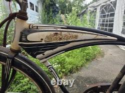 1950s Schwinn Hornet Mens Tank Bike Vintage S7 Middleweight Black And Cream 26