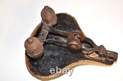 1952 Schwinn Cruiser Bicycle PERSONS SEAT Vintage Mens 26 Bike SADDLE Part