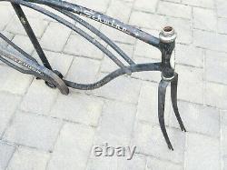 1960's Schwinn Typhoon Frame fork chain-guard 26 Vintage Mens Bike Bicycle