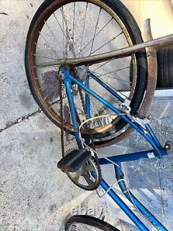 1960s SCHWINN BLUE MUSCLE BIKE EARLY BANANA SEAT VINTAGE