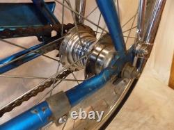 1966 Schwinn Deluxe Stingray 2-speed Banana Seat Muscle Bike Fastback Vintage S2