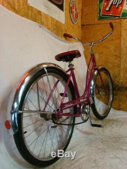 1967 Schwinn Hollywood Ladies 24 Beach Cruiser Bicycle Vintage Magenta Purple S7