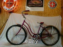 1967 Schwinn Hollywood Ladies 24 Beach Cruiser Bicycle Vintage Magenta Purple S7