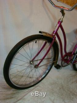 1967 Schwinn Hollywood Ladies 24 Beach Cruiser Bicycle Vintage Magenta Purple S7