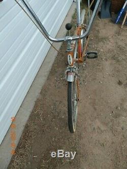 1967 Schwinn Sting-Ray Fastback bicycle, vintage coppertone Stingray