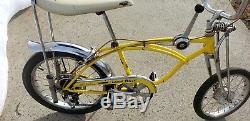 1968 Schwinn Krate Stingray Lemon Peeler 5 Speed Vintage Banana Seat Muscle Bike