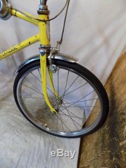 1970 Schwinn Fastback Stingray 3-speed Yellow Muscle Bike Krate Vintage Bicycle