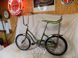 1970 Schwinn Slik Chik Stingray Green Muscle Bike S2 Banana Seat Vintage