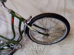 1970 Schwinn Slik Chik Stingray Green Muscle Bike S2 Banana Seat Vintage