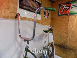 1970 Schwinn Slik Chik Stingray Green Muscle Bike S2 Banana Seat Vintage