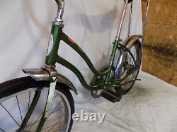 1970 Schwinn Slik Chik Stingray Green Muscle Bike S2 Banana Seat Vintage