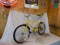 1970 Schwinn Stingray Fastback Vintage Muscle Bike Krate Yellow Banana Seat 70