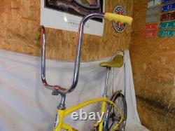 1970 Schwinn Stingray Fastback Vintage Muscle Bike Krate Yellow Banana Seat 70
