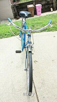 1970 Vintage Schwinn Collegiate 5 speed Cruiser 26 Wheels Men Frame Bike Blue