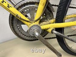 1970's Yellow Schwinn Varsity Bike! Vintage! Fast Bike 10 Speed All Their
