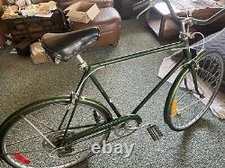 1970s Schwinn MENS ROAD BIKE VINTAGE Suburban Pick Up Or Buyer Pay Shipping