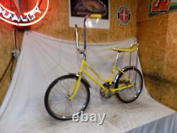 1971 Schwinn Stardust Fastback Stingray Muscle Bike Krate Vintage Banana Seat S5