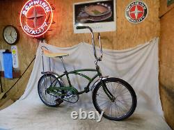 1972 Schwinn Stingray Boys Banana Seat Muscle Bike Vintage Fastback S7 Green