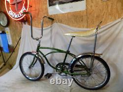 1972 Schwinn Stingray Boys Banana Seat Muscle Bike Vintage Fastback S7 Green