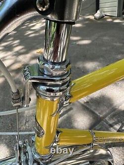 1972 Vintage Schwinn Paramount P15 Restored 23 Inch