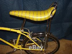 1973 Schwinn Sting-Ray Fastback bicycle, vintage muscle bike Stingray