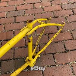 1973 Schwinn Sting-ray Fastback Bicycle Frame Yellow Vintage Rare