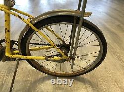 1973 Schwinn Sting-ray Fastback Bicycle Yellow Vintage Rare