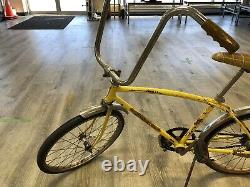 1973 Schwinn Sting-ray Fastback Bicycle Yellow Vintage Rare