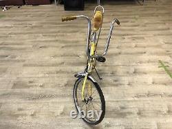 1973 Schwinn Sting-ray Fastback Bicycle Yellow Vintage Rare