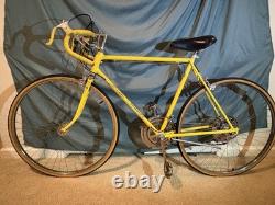 1973 Schwinn Varsity 10-Speed Road Bike- Vintage Chicago Steel Classic in Yellow