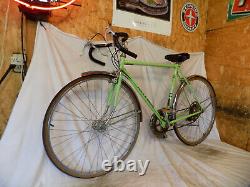 1973 Schwinn World Traveler 10-speed Road Bike Super Sport Voyageur 12 Vintage