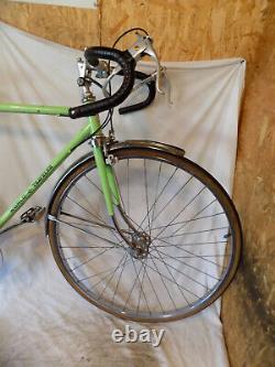 1973 Schwinn World Traveler 10-speed Road Bike Super Sport Voyageur 12 Vintage