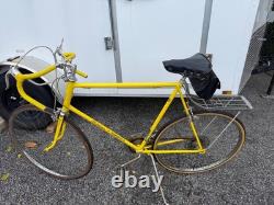 1973 Yellow Schwinn Varsity Bike! Vintage! Fast Bike 10 Speed All Their