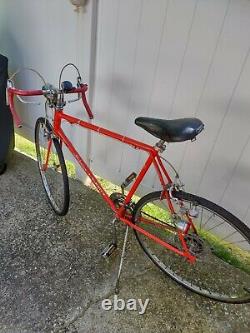 1973 vintage schwinn 10-speed varsity bicycle 24 frame