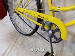 1974 Schwinn Breeze Ladies 3-speed Road Cruiser Bike Collegiate Racer Vintage