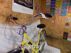 1974 Schwinn Breeze Ladies 3-speed Road Cruiser Bike Collegiate Racer Vintage