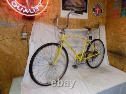 1975 Schwinn Stingray Manta Ray 5-speed Fastback Collegiate Sport Vintage Bike