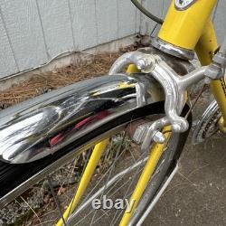 1975 Schwinn Varsity Mens 10-speed Road Bike Vintage Continental Kool Lemon 27