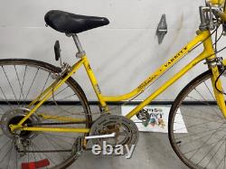 1975 Yellow Schwinn Varsity Bike! Vintage! Womens Bike 10 Speed All Their