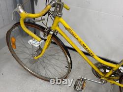 1975 Yellow Schwinn Varsity Bike! Vintage! Womens Bike 10 Speed All Their