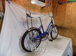 1976 Schwinn Fair Lady Stingray Muscle Bike Banana Seat Blue Vintage Slik Chik