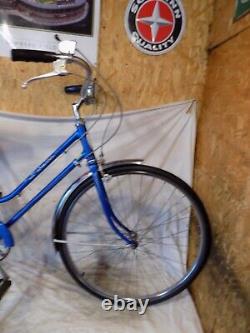 1977 Schwinn Breeze Ladies 3-speed Vintage Road Cruiser Bike Blue Collegiate S6