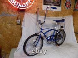 1977 Schwinn Stingray 5-speed Banana Seat Muscle Bike Deluxe Fastback Vintage S2