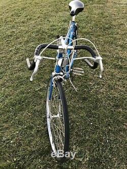 1977 Schwinn Traveler, Vintage Road Bicycle